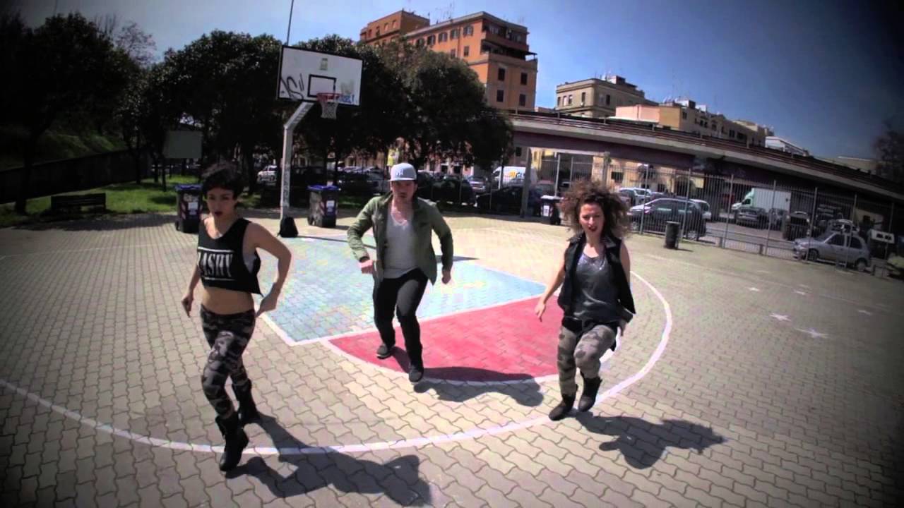 Mavado "Take it" - I Octane "Peepin tom" / Bashy Gyalz ft. Frass - New Dancehall Featuring