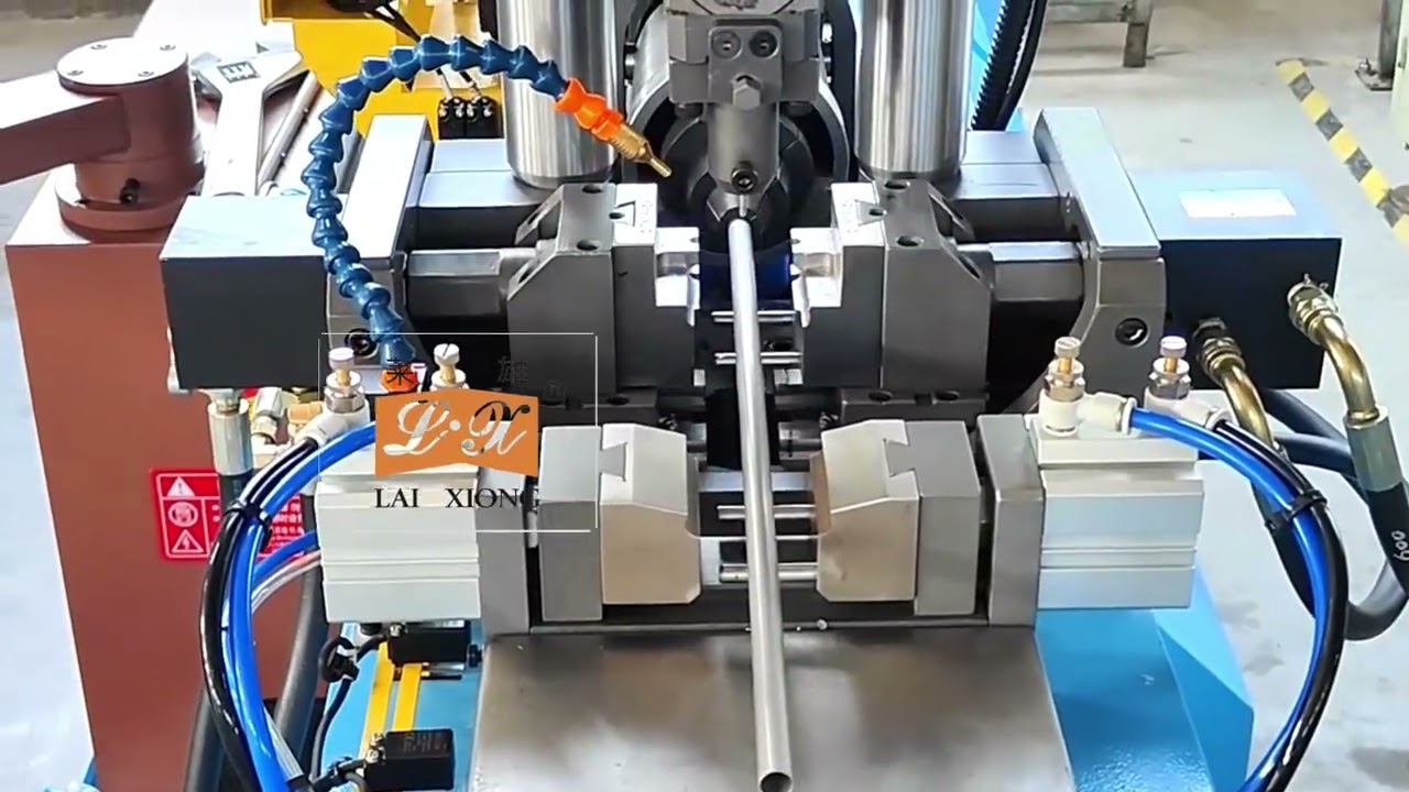 Copper tube/aluminum tube/stainless steel tube flute hole raking machine