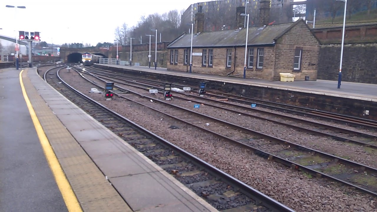 66747 in Newell Wright Livery pass through Sheffield railway station