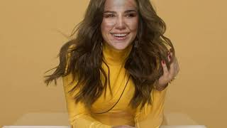 Merve Özbey Yaramizda Kalsin