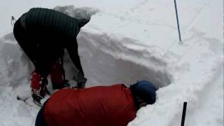 Avalanche training extended column test