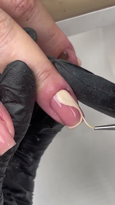 Sorry for being MIA😭 Chelsea is back👶 #russianmanicure #cuticleprep #gelnails #naturalnails