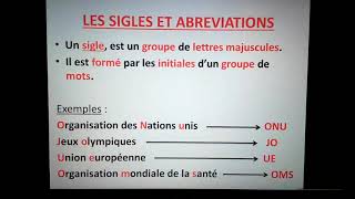 Différence entre les mnémoniques et les acronymes