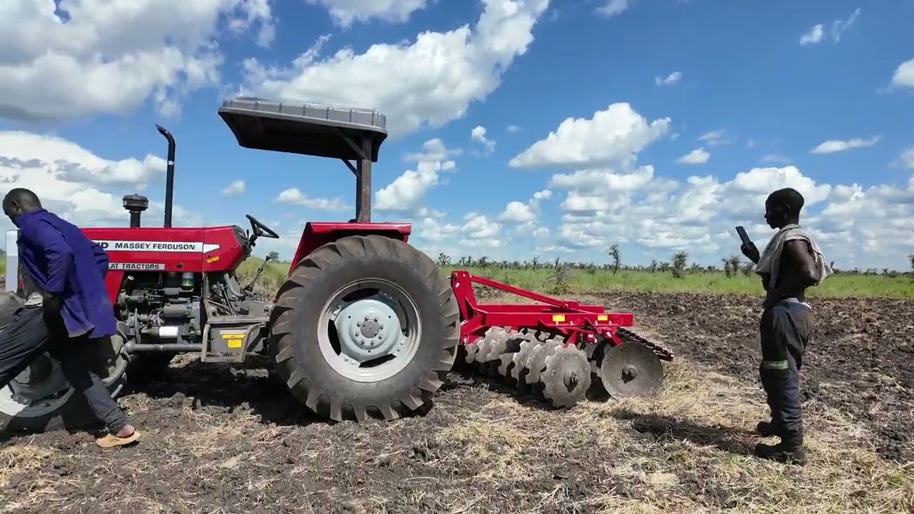 কিভাবে ব্লক বানানো হচ্ছে উগান্ডা প্রজেক্ট এ