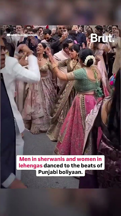 When NYC’s busy Wall Street turned desi for an Indian wedding...