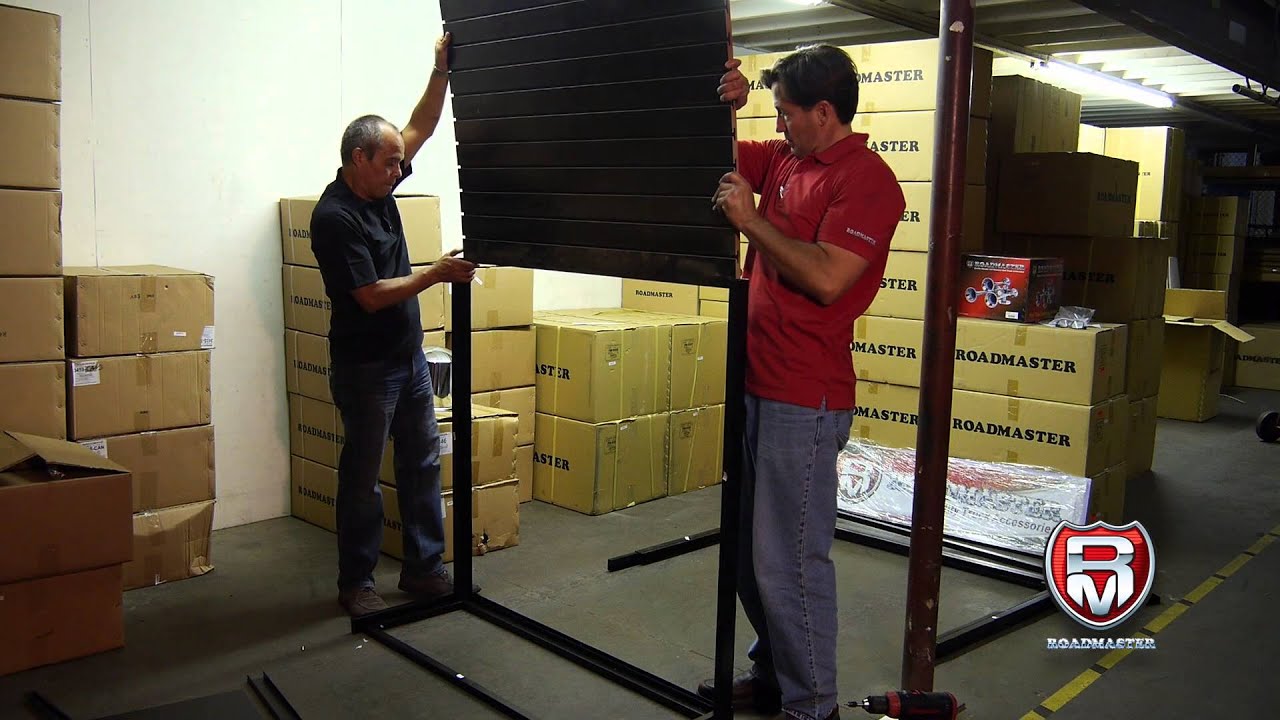 How to Assemble a Slatwall Display