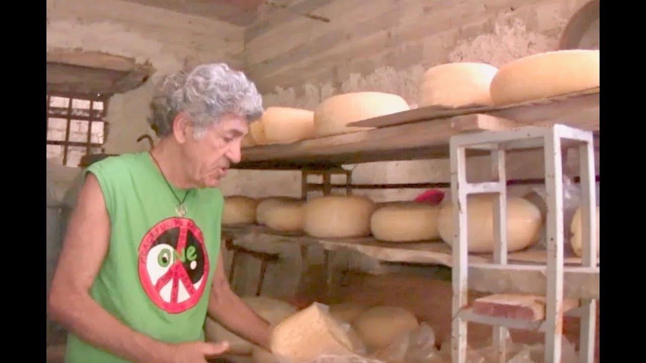 Come si fa la Ricotta &  Cheese Made In Sicily