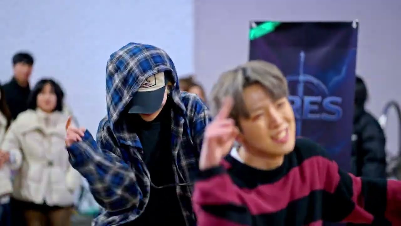 [ Super ] _ 댄스팀 아레스 _ 홍대 댄스 버스킹  _ 26-02-03