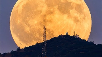 2025 Harvest Moon Rises Above Mount Diablo 