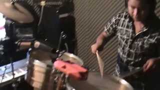 CUMBIA SAMPUESANA video oficial GRUPO JALADO