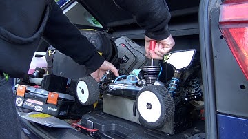 Kyosho MP9 Nova B3 Engine In a Car Park Sunday Morning!!!!!!