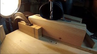 This is an easy set-up for a drill press using scrap wood and plumbing strap. free woodworking plans and jigs and stuff and more 