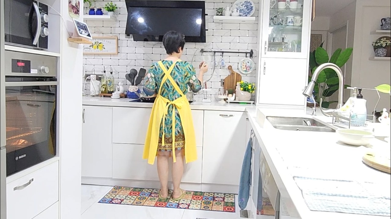 A Peaceful Day of Cooking: Swiss Roll, Steamed Fish with Soybean Paste, and Garlic Shrimp.