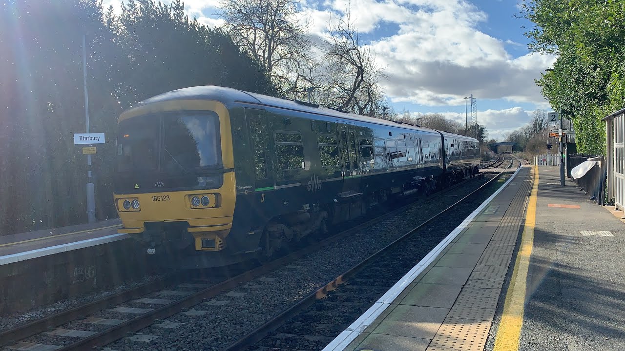 Train Spotting at Kintbury