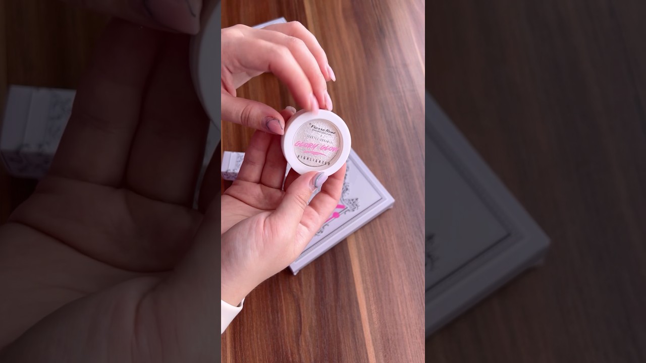 Розпаковка Pierre René 