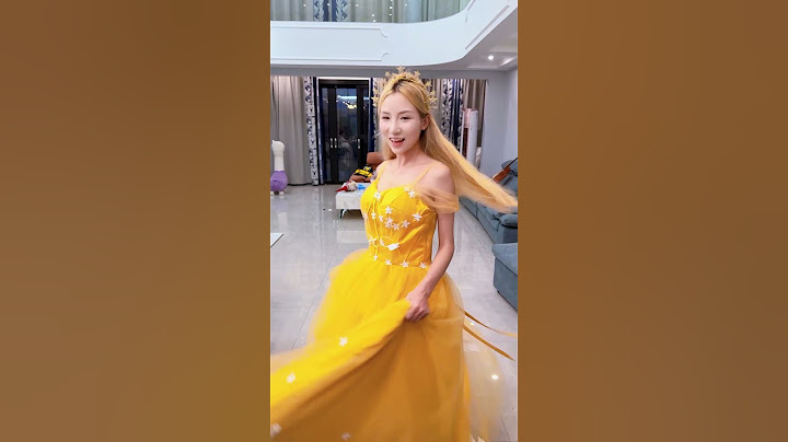 偏心的小丑给白天使换新衣服了？#天使 #小丑 #超人不会飞