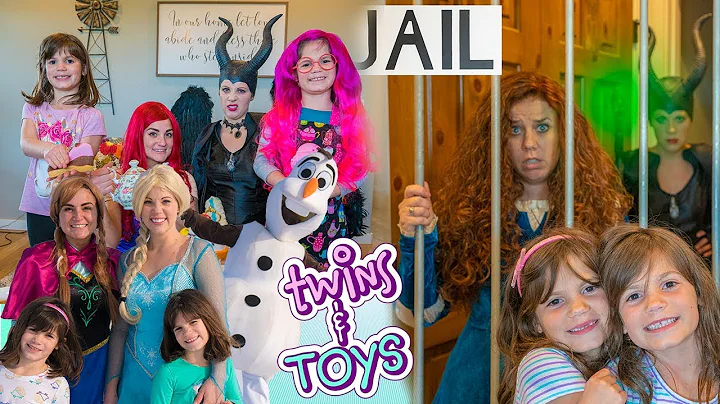 Kate & Lilly FAVORITE Videos with Elsa, Anna, Male...