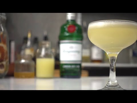 marmalade-gin-cocktail-recipe---savoy-cocktail-book-by-harry-craddock