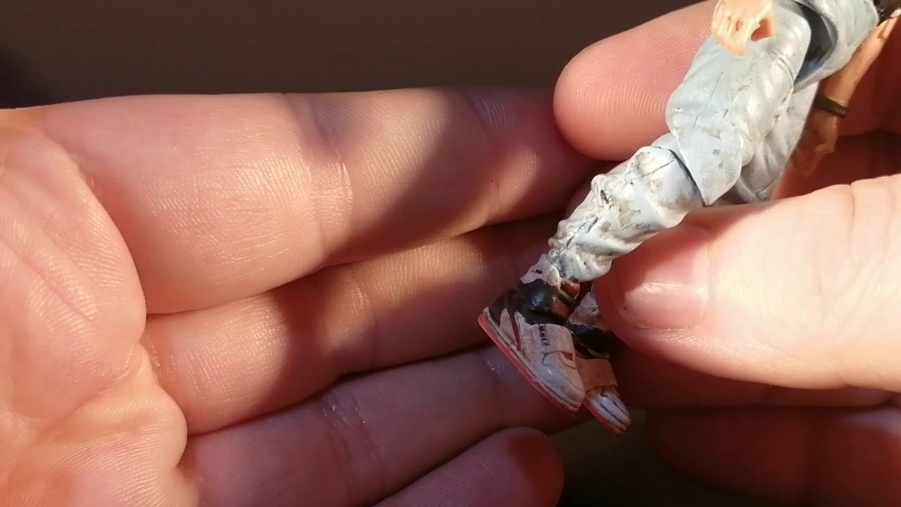 Custom 4 inch Ripley figure from aliens by bigbawsmcgraw - YouTube