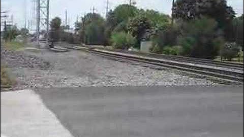 Norfolk Southern Trains - Interesting Lead Units!