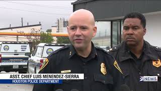 Armed Robbery Suspect Shot By Houston Police Officer After Holding Store Employee Hostage