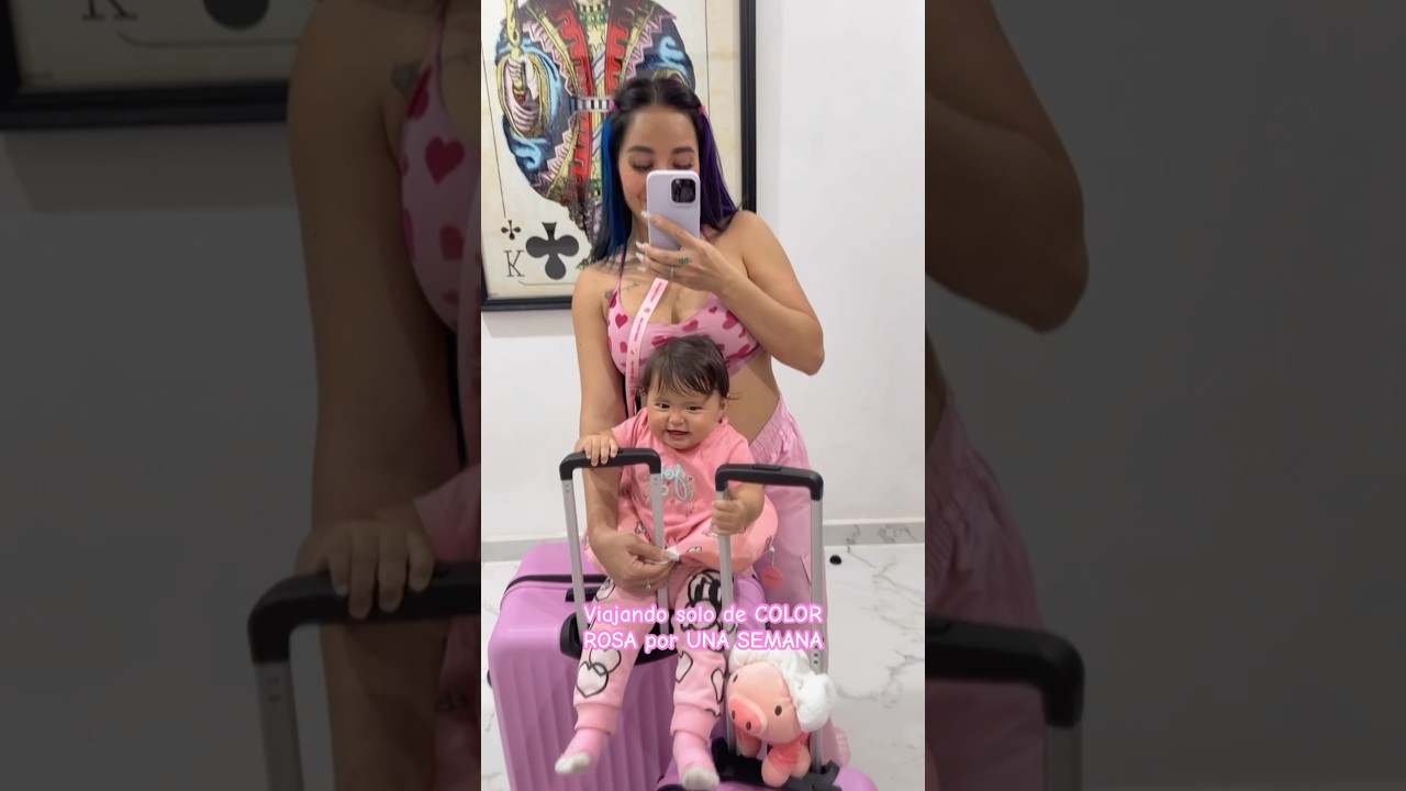 Viajando SOLO de COLOR ROSA por UNA SEMANA 👛 *Fue muy difícil* VÉANLO AQUÍ @KarlaBustillos 👈🏼