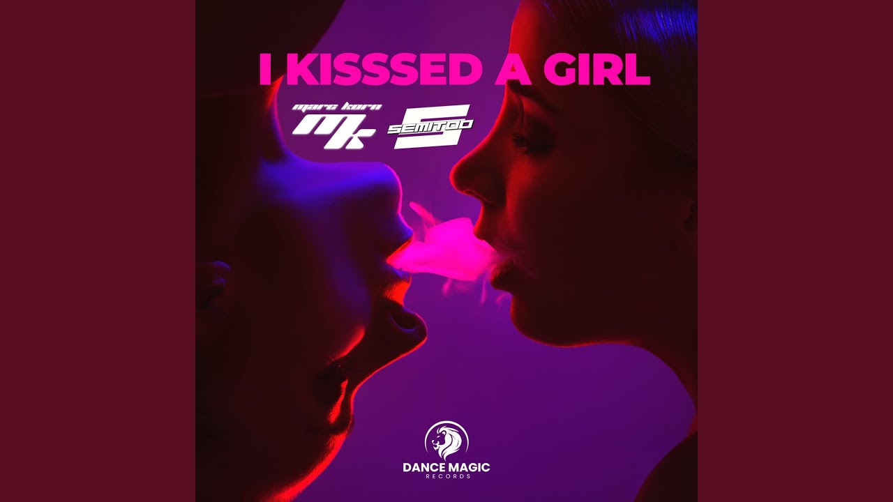 I Kissed a Girl (Extended Mix)