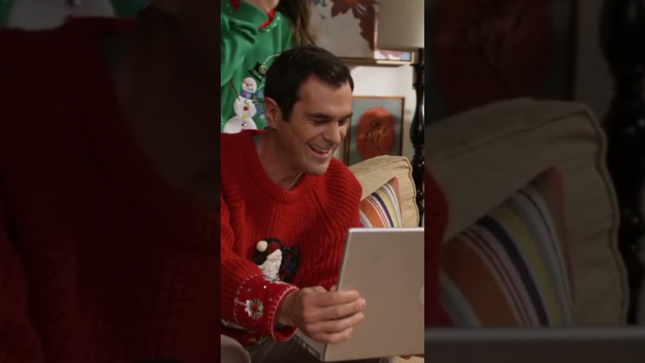 modern family cigarette burn Claire finds a cigarette burn | Modern Family S1 Ep10