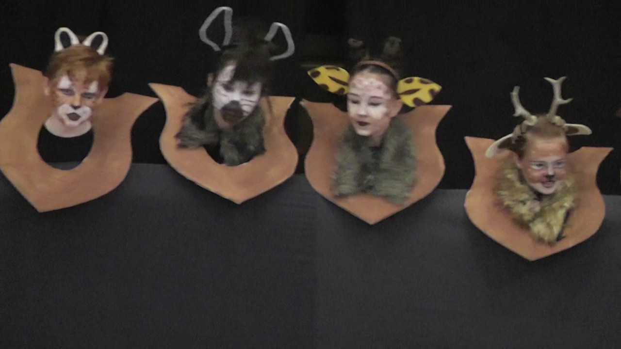 4.b   farsangi műsora, Kisteleki Általános Iskola, 2017