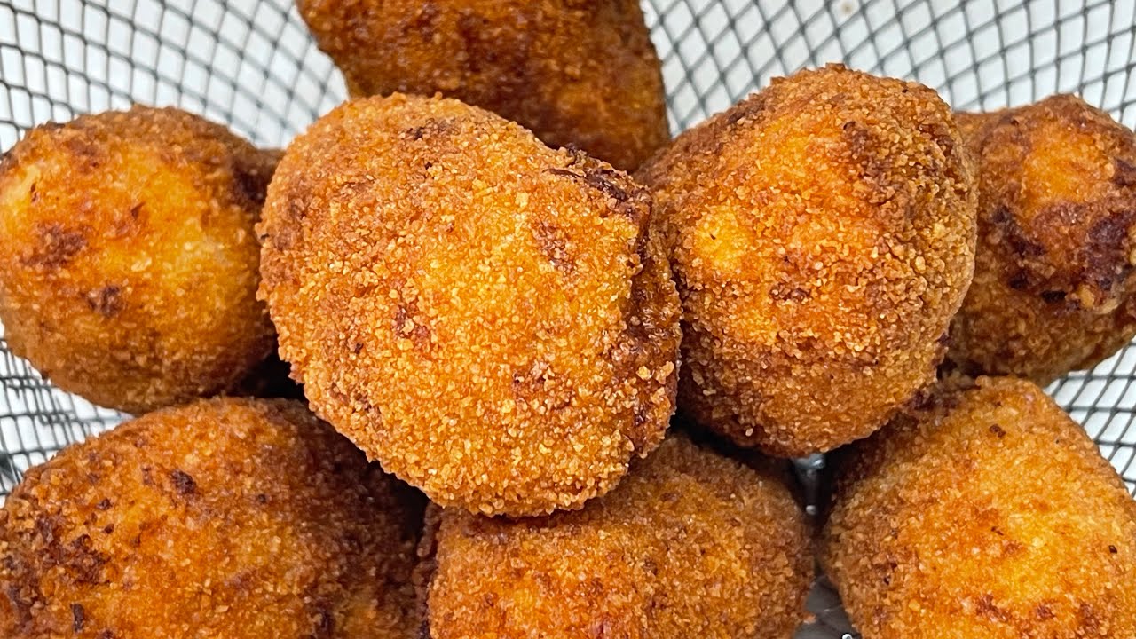 CROQUETAS DE GAMBAS AL PIL PIL