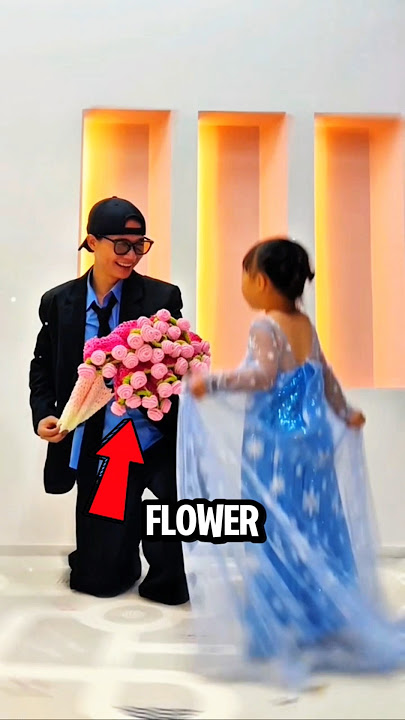 His Girlfriend Challenge Him to Make a Flower Out of String