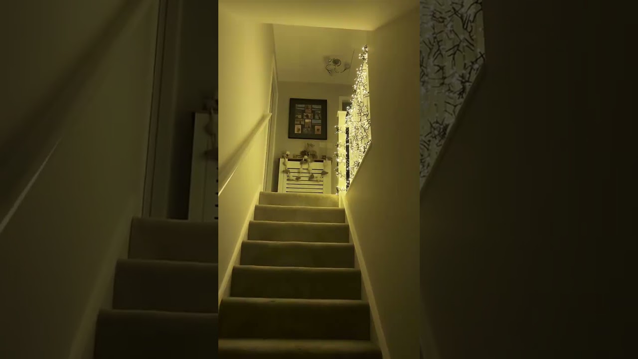 How to style the stairs with fairy lights🌟 