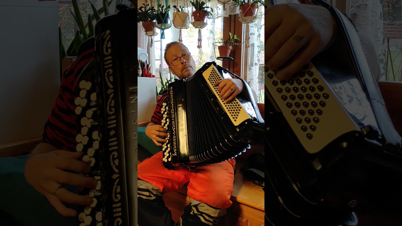 Sami Pelkonen, Säkkijärven polkka.