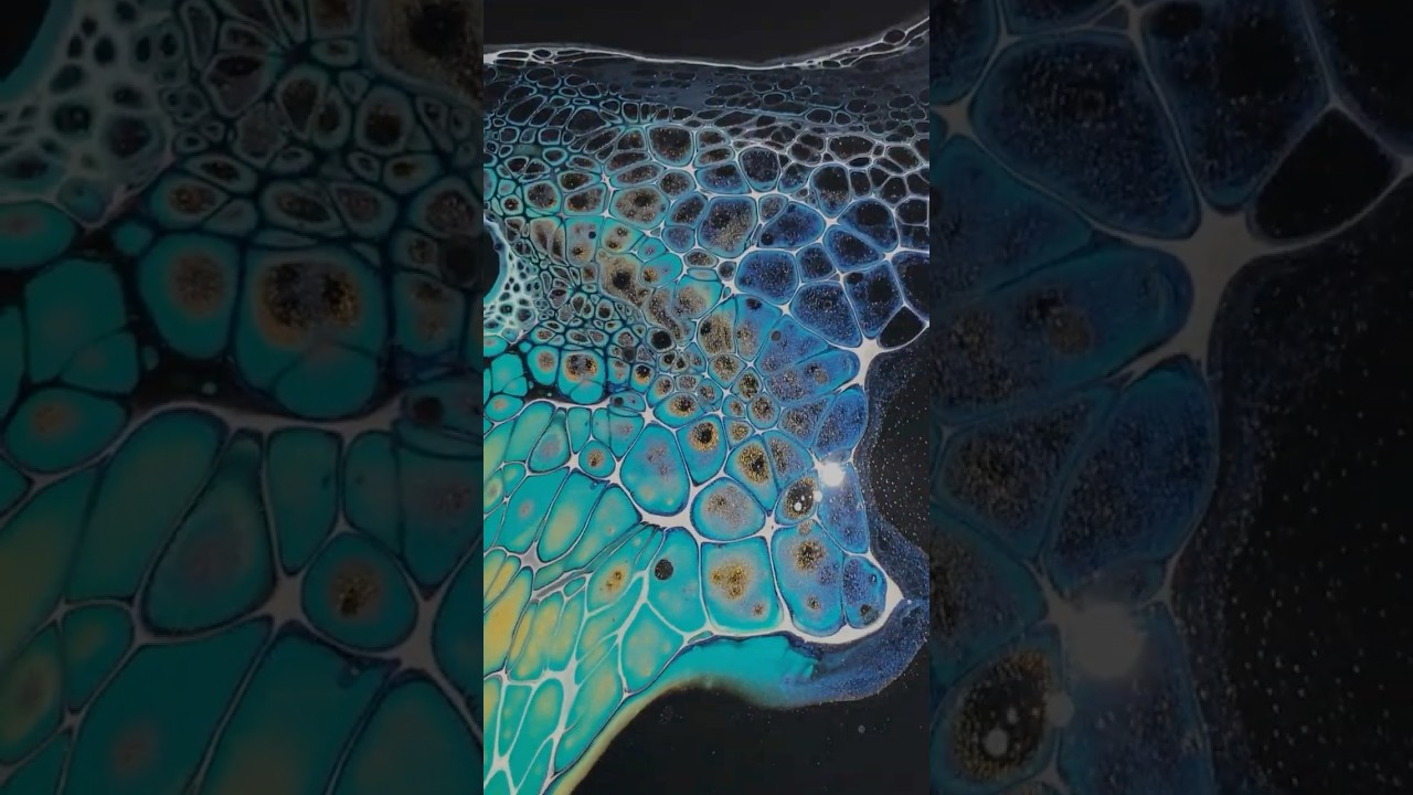 Acrylic Pouring Swipe! #fluidart #フルイドアート #ポーリングアート #アクリルポーリング #shorts #swipetechnique