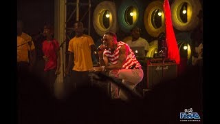 Jux akiimba 'Live' Utaniua, Looking for You & Sisikii, Wivu Tigo Fiesta Kahama 2017