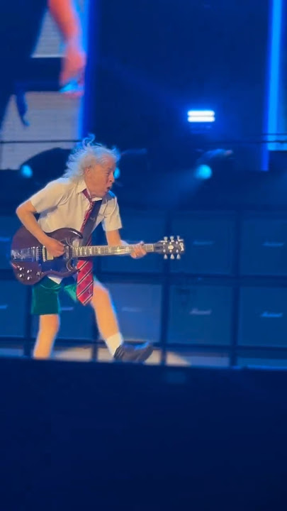 AC/DC live in Tampa — Angus brings the thrill with unstoppable Duckwalk power! ⚡🎸 #ACDC #angusyoung