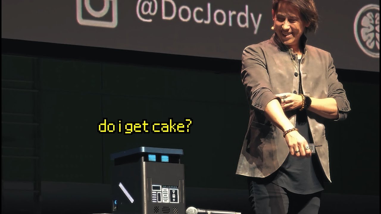 BTS-03: Q&A in Brissy, my robot asks for cake 😂