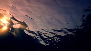 sunrays.under.water