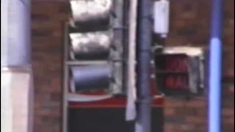 Old traffic lights - Port Melbourne (2000) Australia