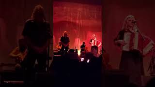 Ramble On - Robert Plant w/ Saving Grace