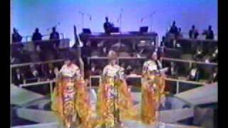 Diana Ross and the Supremes - TCB - Hits medley - I hear a symphony