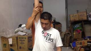 Bro Hendri C Phan Mencoba Terapi Yumeiho - Khrek Khrek Ala Uncle Chandra Tjhen.