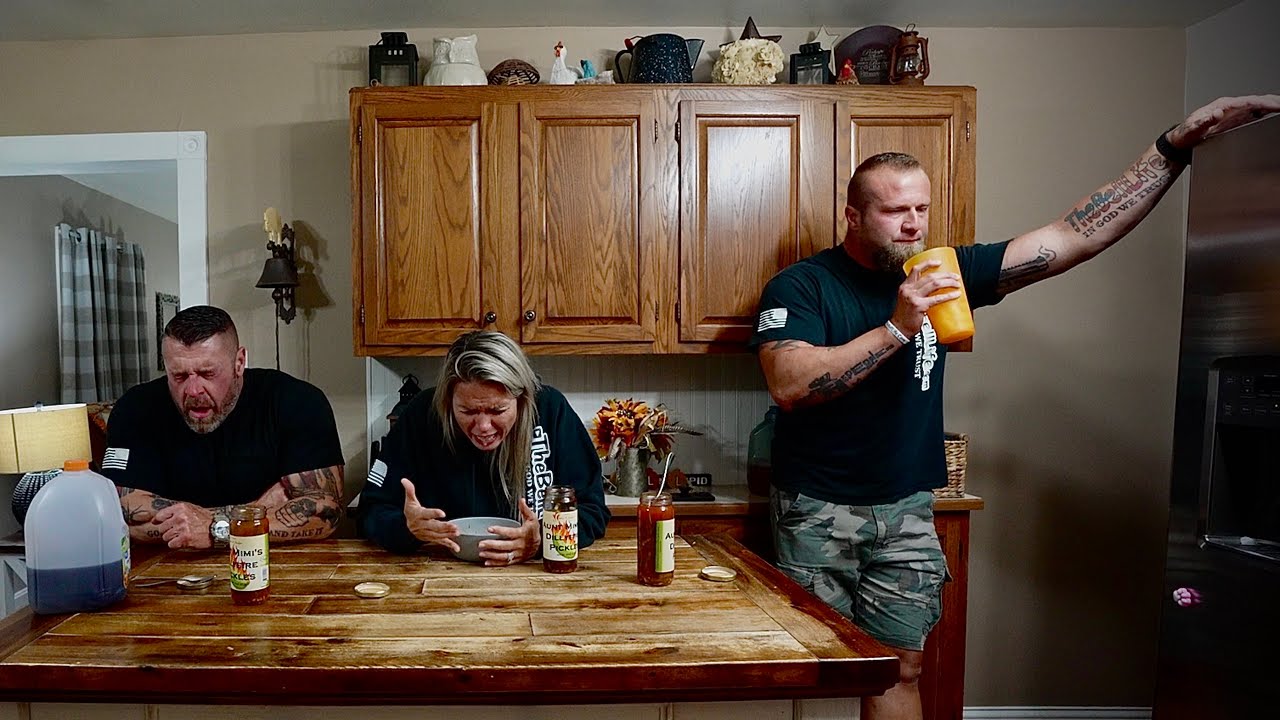 Розыгрыш с огурцами Каролины Рипер!!! (Пошёл совсем не так)