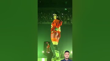 BILLIE EILISH Amazing Performance🔥🍓 #billieeilish #shorts