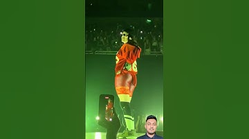 BILLIE EILISH Amazing Performance🔥🍓 #billieeilish #shorts