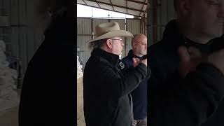 Kuru Altlık Sırrı: Verimli Çiftliklerin Yaptığı