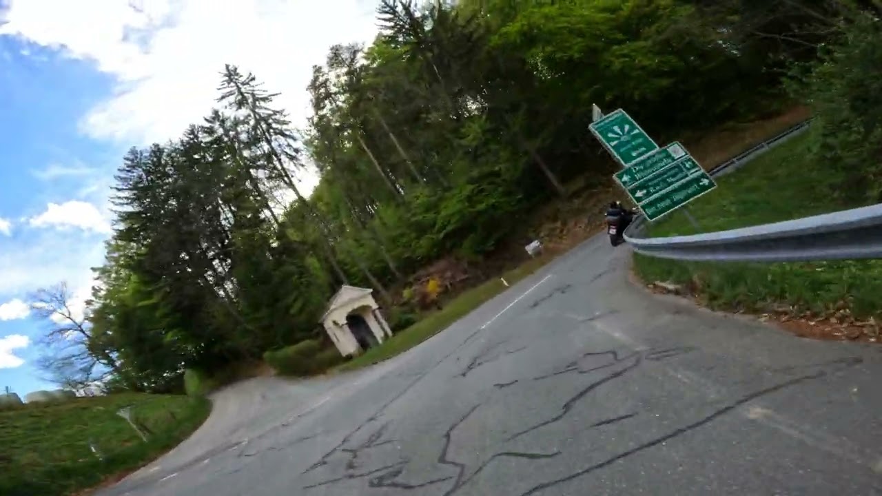 2022-04-24 | 20/23 | BMW R 1200 GS LC | The twisties of Southern Styria & Slovenia