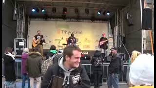 Skupina Semtex Písnička Hořely Padaly Hvězdy