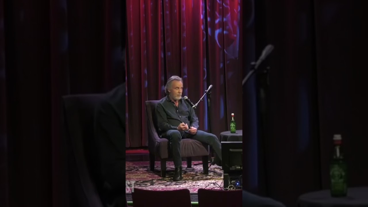 What can a song do to make a difference? #Shorts #JacksonBrowne #advice #songwriting auf YouTube ansehen What can a song do to make a difference? #Shorts #JacksonBrowne #advice #songwriting auf YouTube ansehen