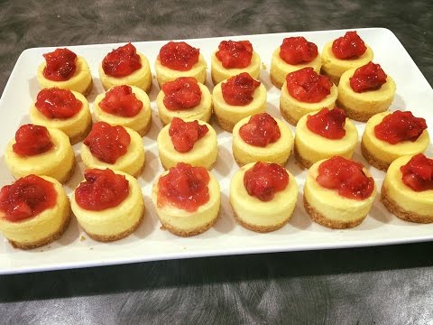 Mini Cheesecake with Strawberry Pie Topping